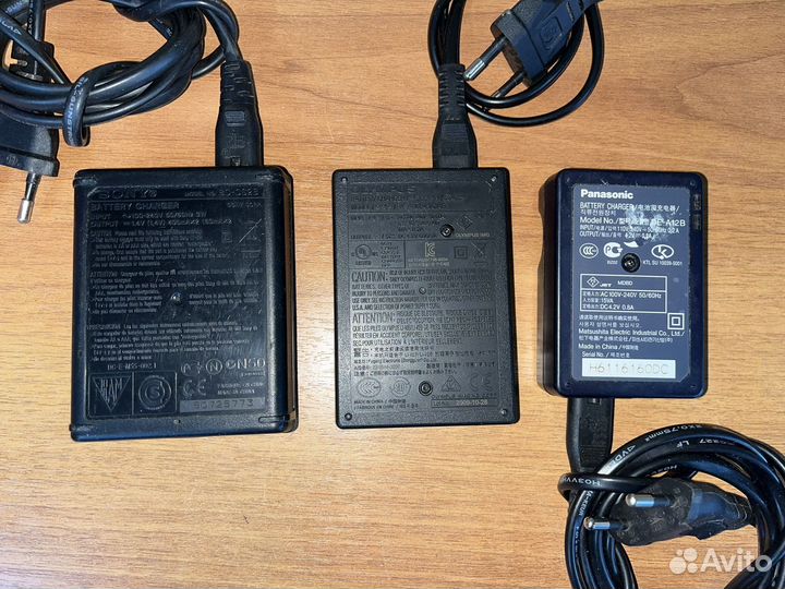 Зарядное устройство Sony,Olympus,Panasonic