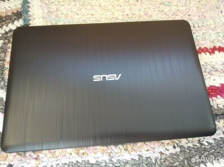 Ноутбук asus VivoBook 15 на i3-7020U игровой