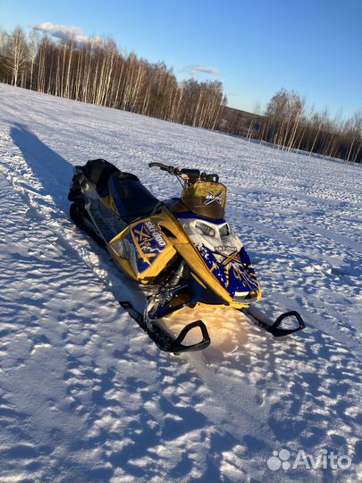 Продам снегоход брп