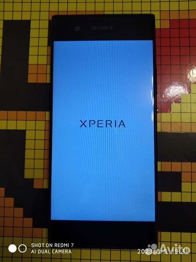 Телефон Sony xperia