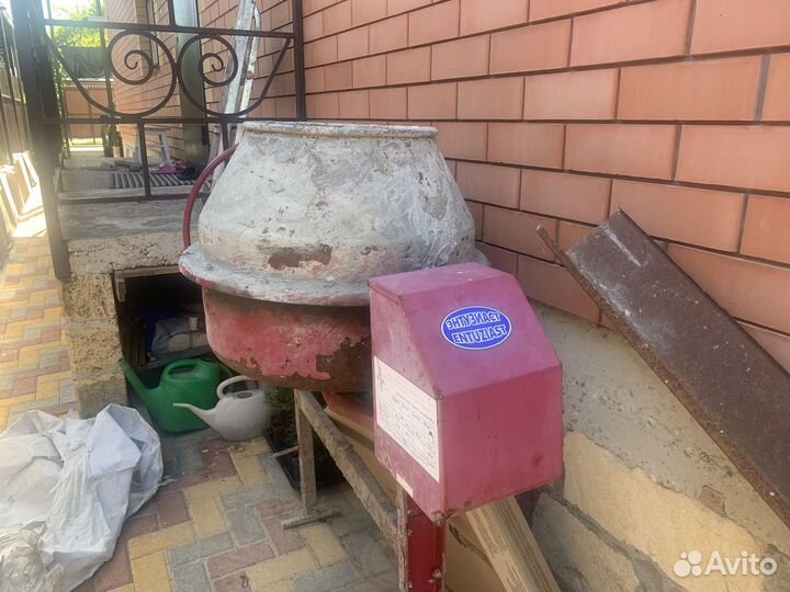Бетономешалка бу
