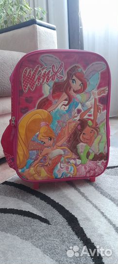 Ранец на колесиках