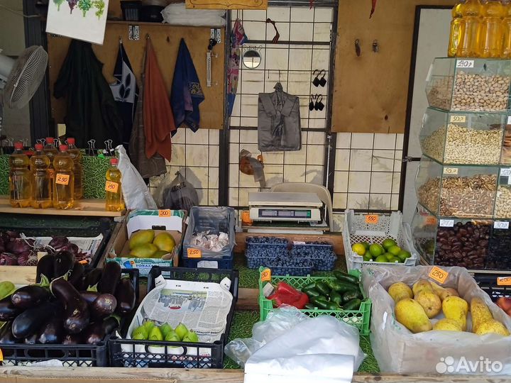 Требуется продавец