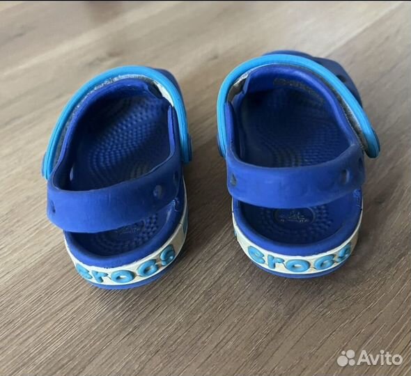 Сандалии crocs c6