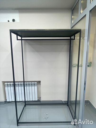 Рейлы для одежды с полками