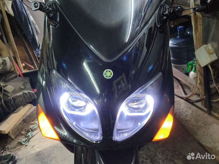 Максискутер Yamaha t-max 500
