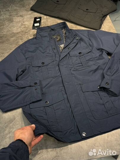 Курточка мужская