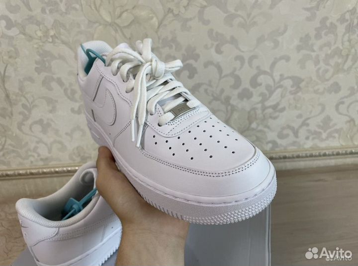 Nike air force 1 low white