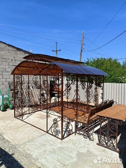 Беседка из поликарбоната