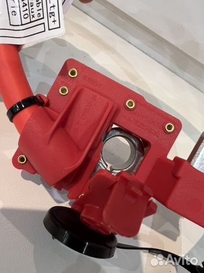 Плюсовая клемма пиропатрон X6 X5 E70 E71 BMW