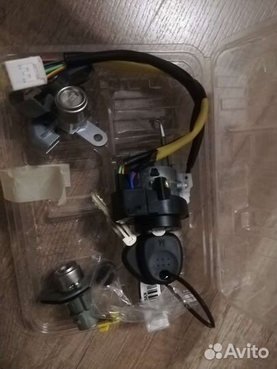 Замок зажигания Hyundai tucson 2008