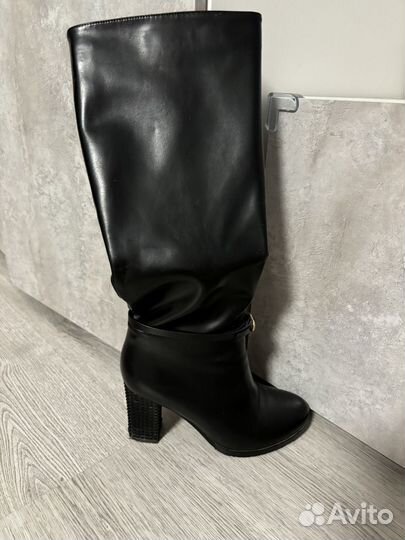 Сапоги женские высокие 37