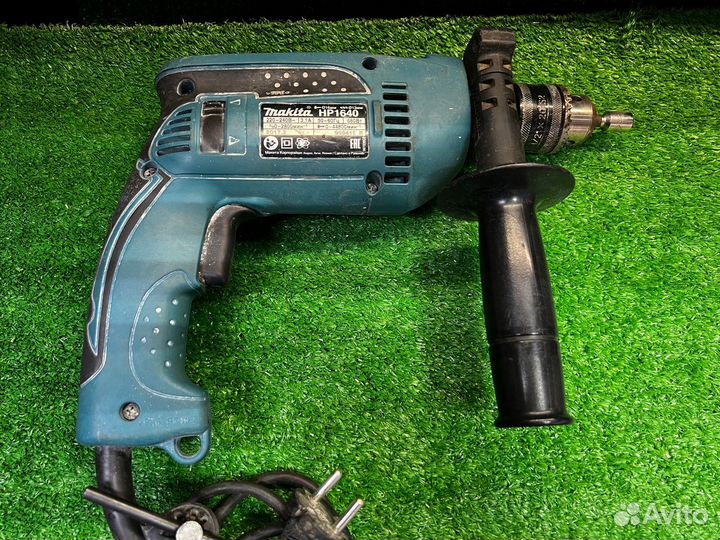 Дрель ударная makita HP1640 (К)