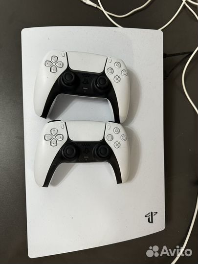Sony playstation 5 ps5 с дисководом 2 джойстика