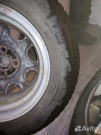 Резина зимняя шипованная 185/70 R14 Tunga Nordway