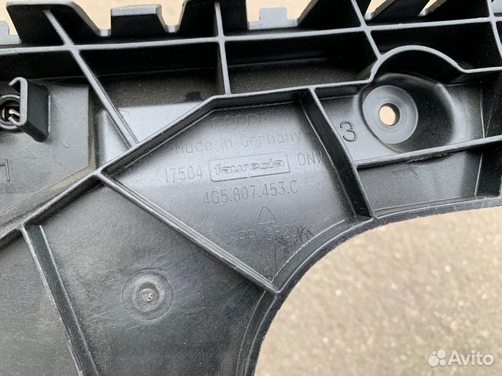 Направляющая заднего бампера левая A6 (C7,4G)