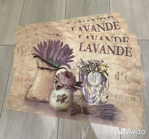 Новый набор салфеток на обеденный стол