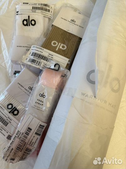 Alo yoga из США