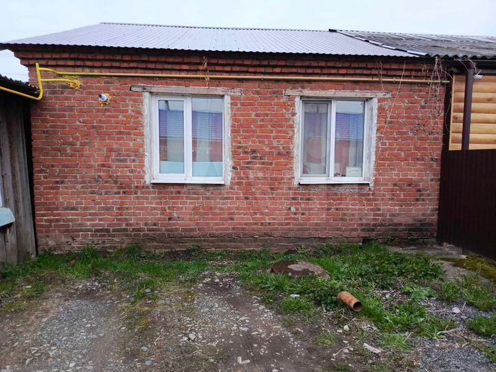 Дом 50 м² на участке 5 сот.