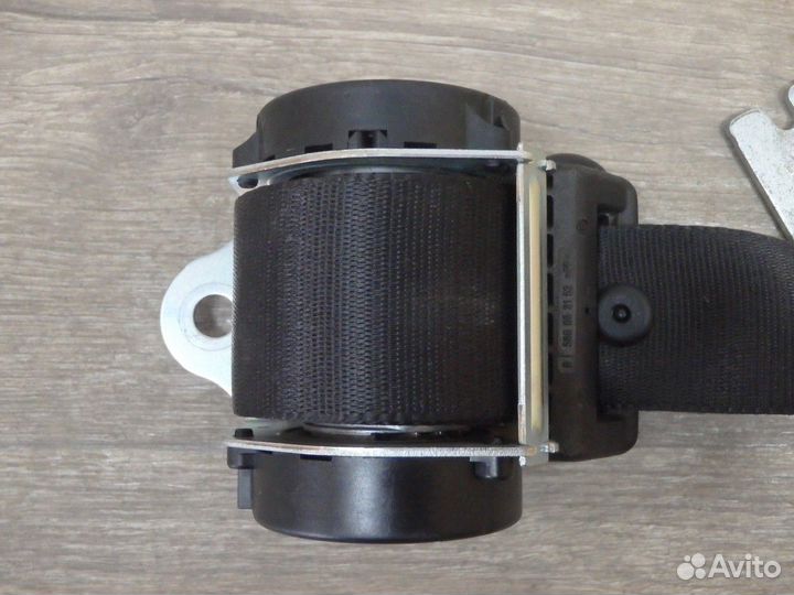 Ремень безопасности задний левый Fusion