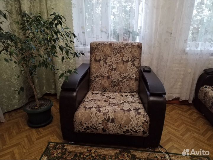 Диван и 2 кресла бу