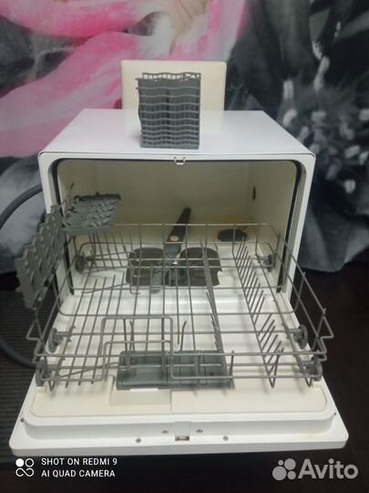 Посудомоечная машина Electrolux ESF2430W