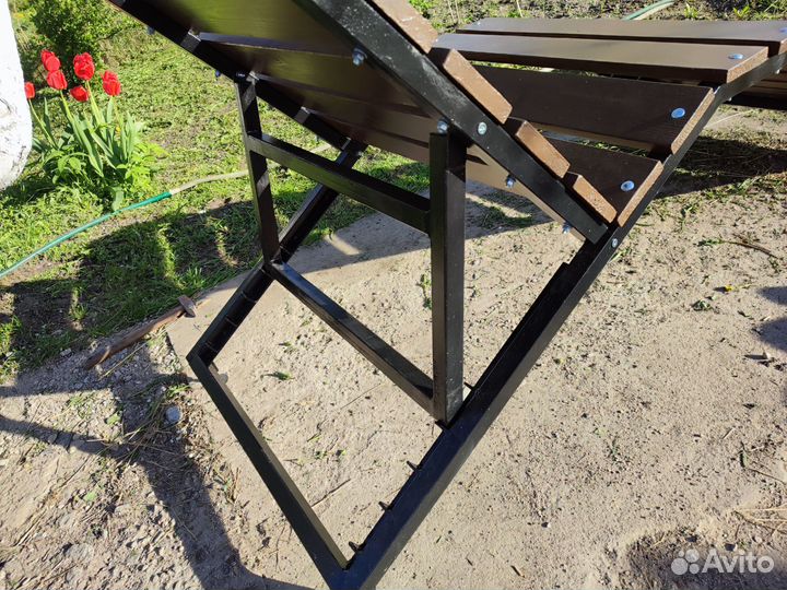 Продам шезлонг