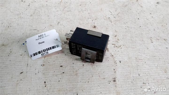 Реле Audi 80 B2 78-84г