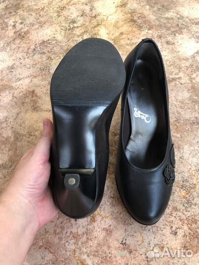 Туфли женские Janita (36 размер)