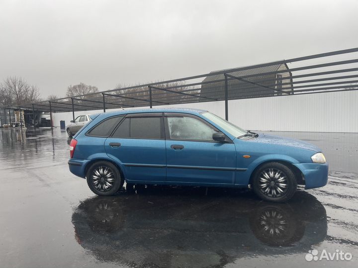 Mazda 323 1.5 МТ, 1999, 200 000 км