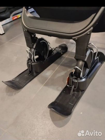 Лыжи для детской коляски