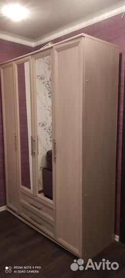 Продаются разная мебель, что то в дар отдам