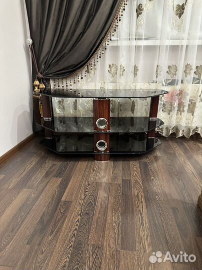 Тумба под телевизор