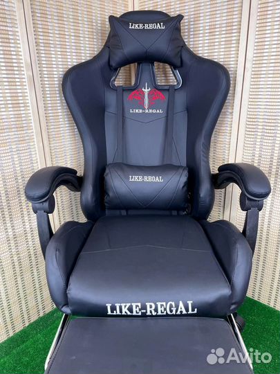 Игровое кресло геймерское