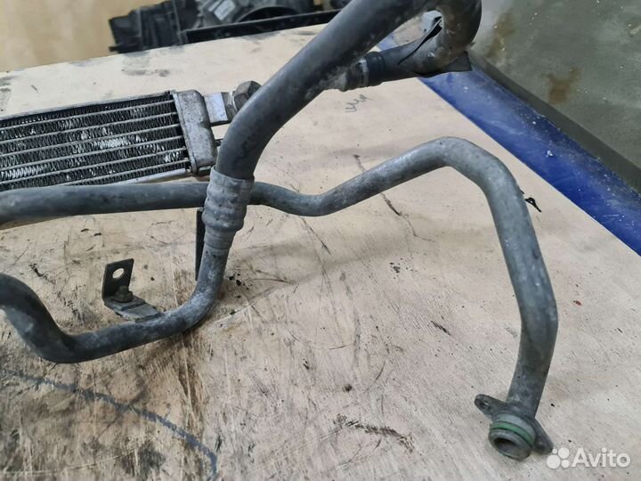 Масляный радиатор Mercedes W220 M137