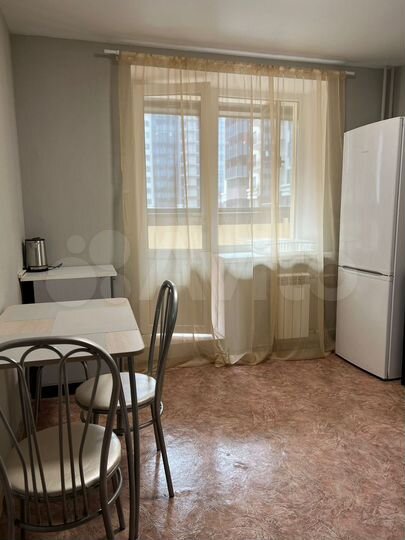 1-к. квартира, 39 м², 3/25 эт.