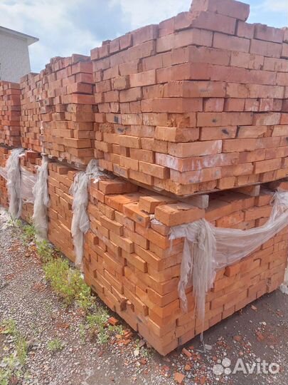 Кирпич красный