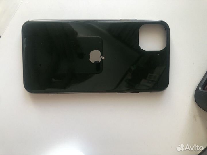 Чехлы на телефон iPhone