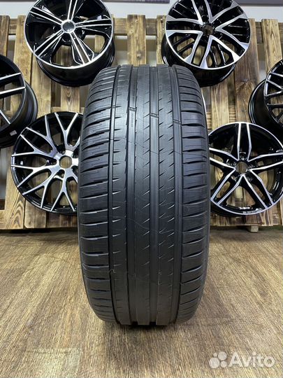 Michelin Pilot Sport 4 SUV 265/50 R20 107V