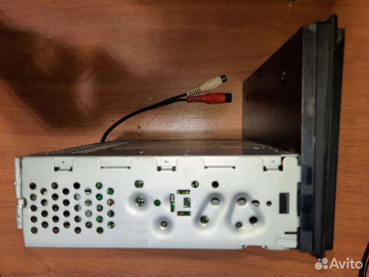 Продам автомагнитолу