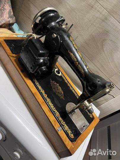 Швейная машина рабочая раритет