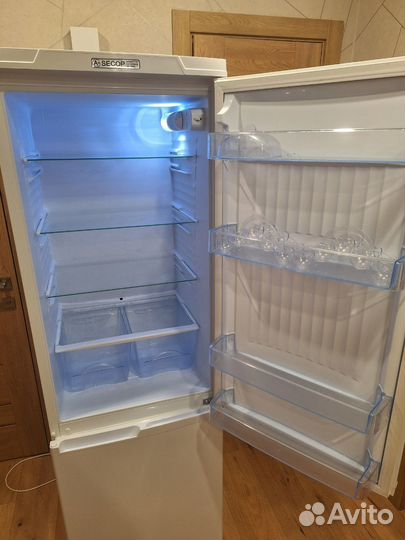 Холодильник DON