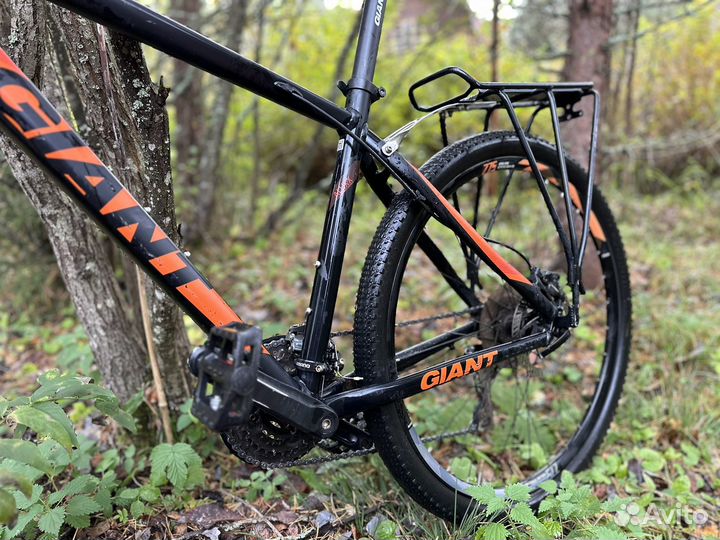 Горный походный велосипед Giant Rincon Disc 2019