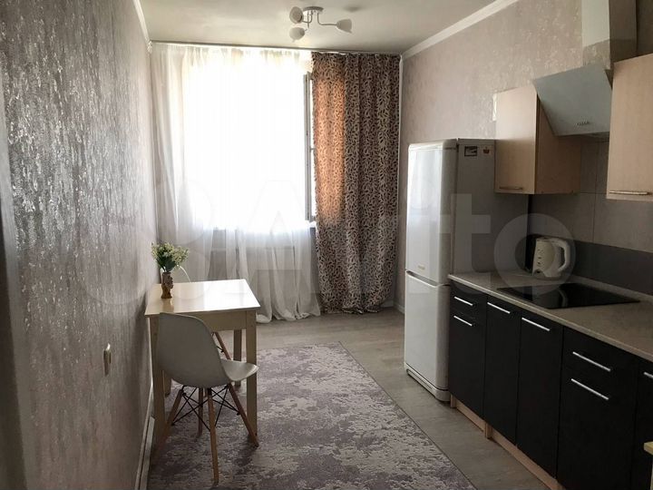 2-к. квартира, 56 м², 7/25 эт.