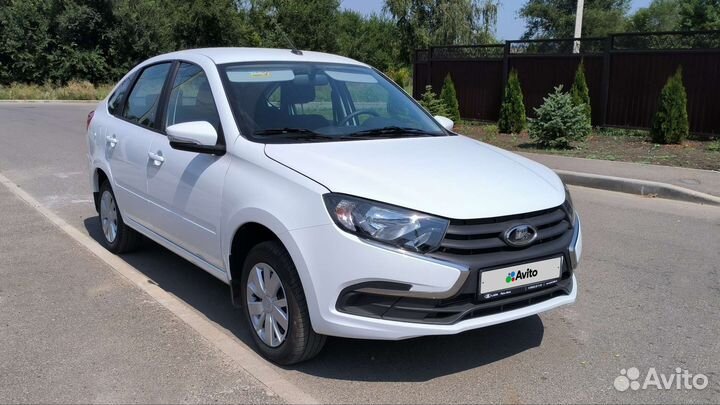 LADA Granta 1.6 МТ, 2022, 4 000 км