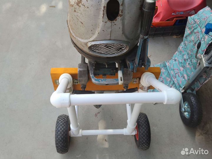 Тележка для лодочного мотора