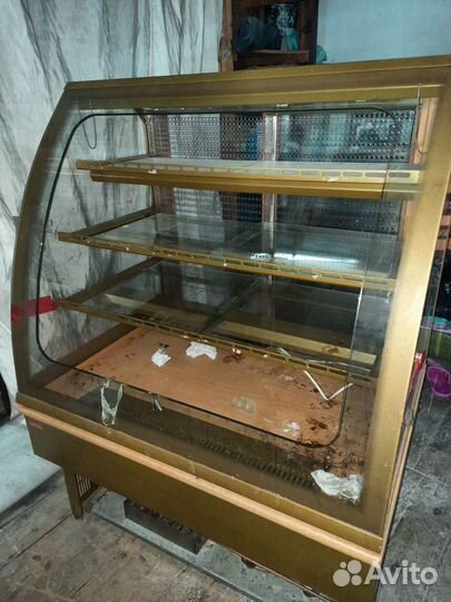 Холодильная витрина