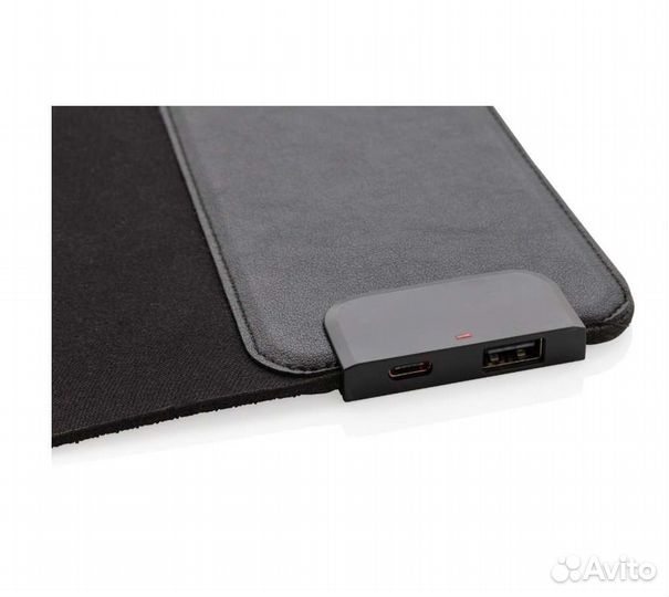 Коврик для мыши с зарядкой и портом USB