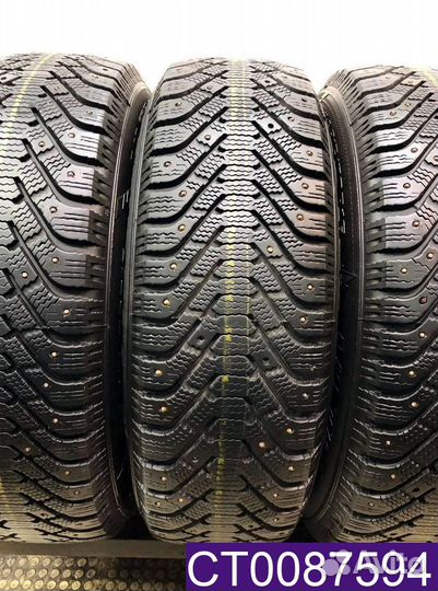 Goodyear UltraGrip 500 215/70 R16 96T