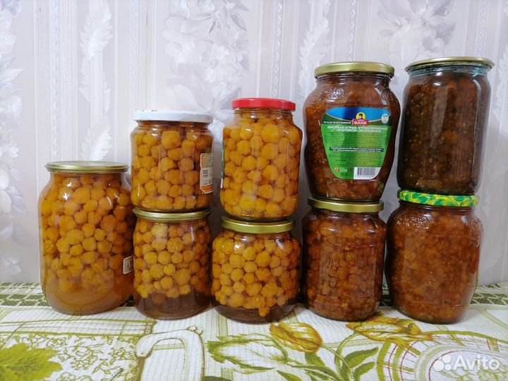 Грибы,морошка,чай,варенье
